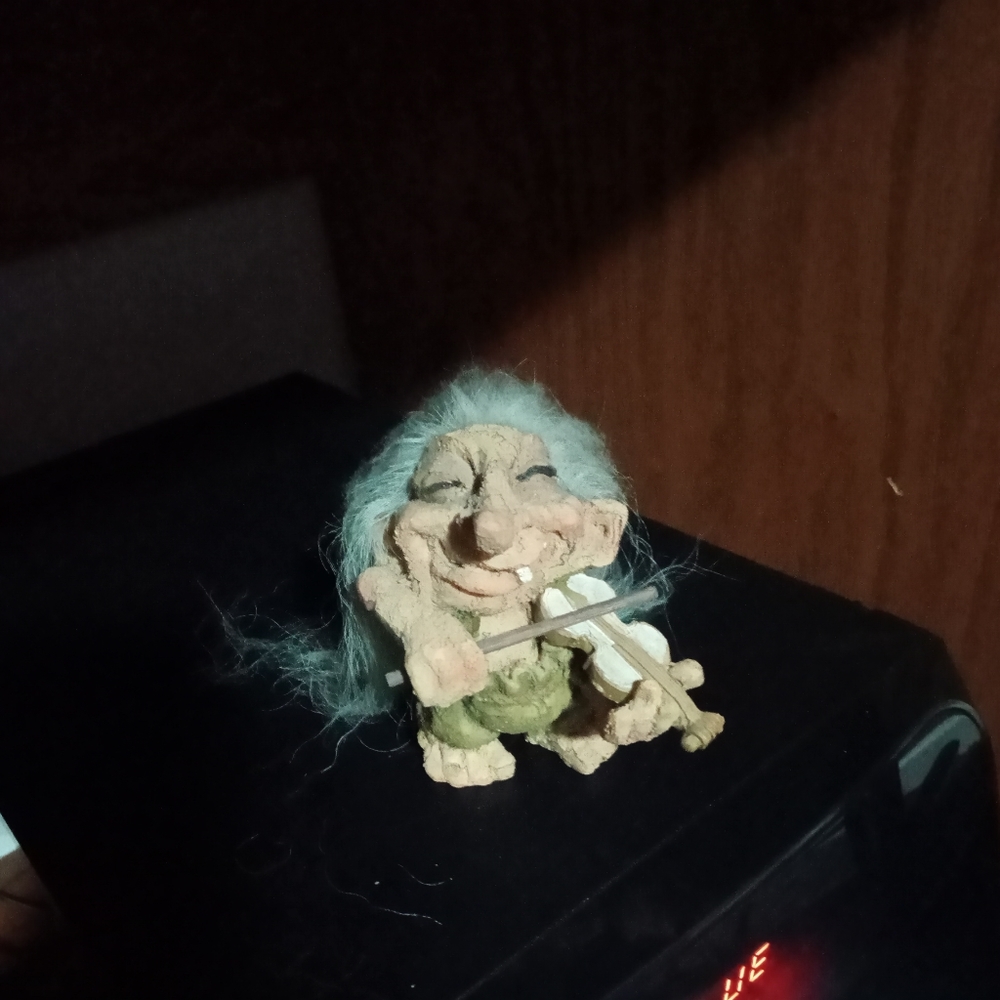 VINTAGE NORWEGIAN TROLLS - HANDCRAFTED - Picture 4 of 4
